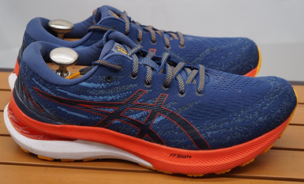 ASICS Gel-Kayano 29 size 9 Wide running shoes Deep Ocean Cherry Tomato 1011B440